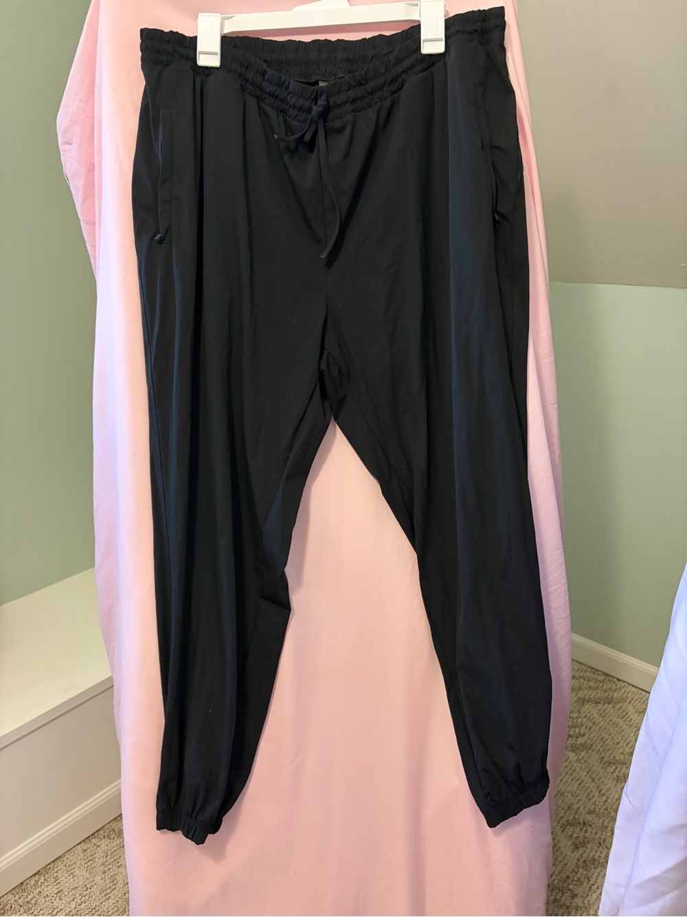 Fabletics Black Jogger Pants 2XL/1x